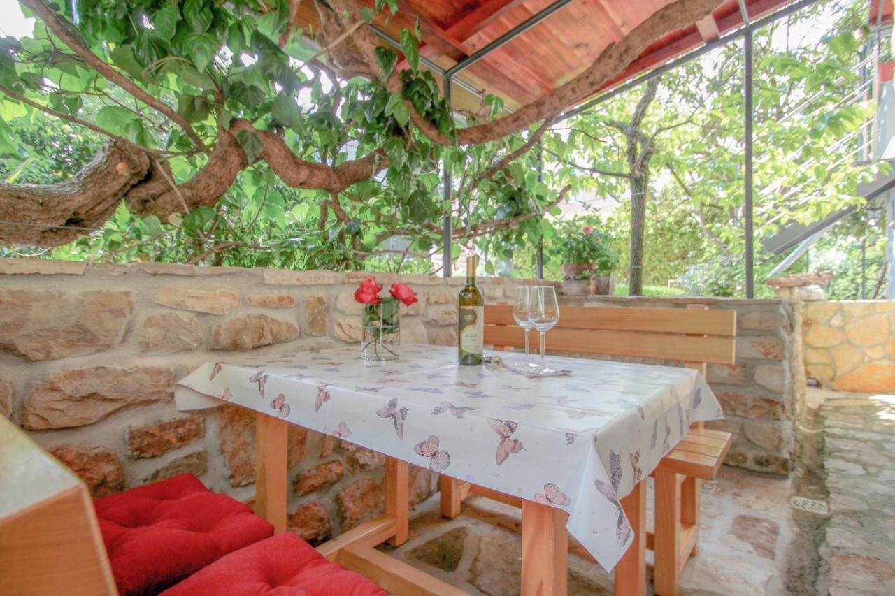 Carla Guest House Novigrad Istria Esterno foto