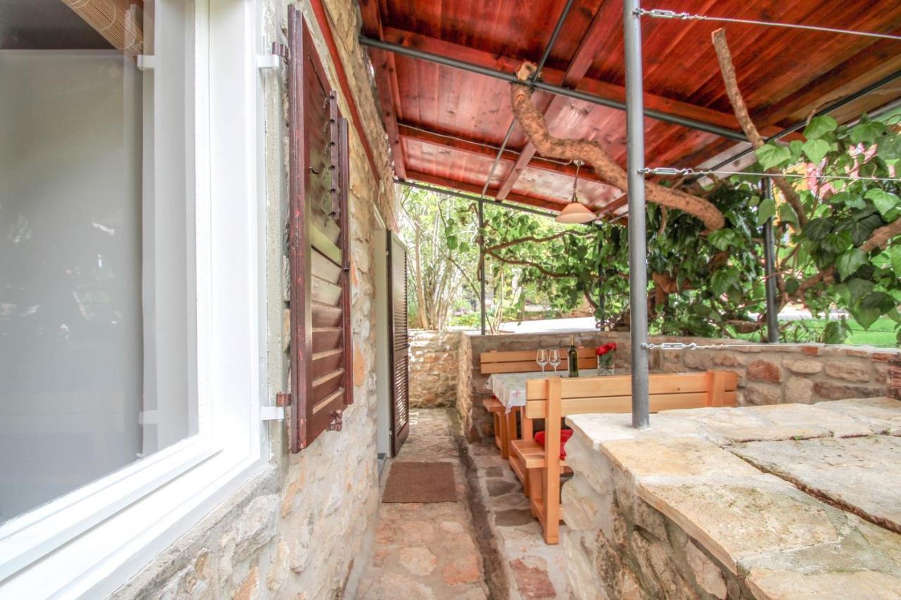 Carla Guest House Novigrad Istria Esterno foto