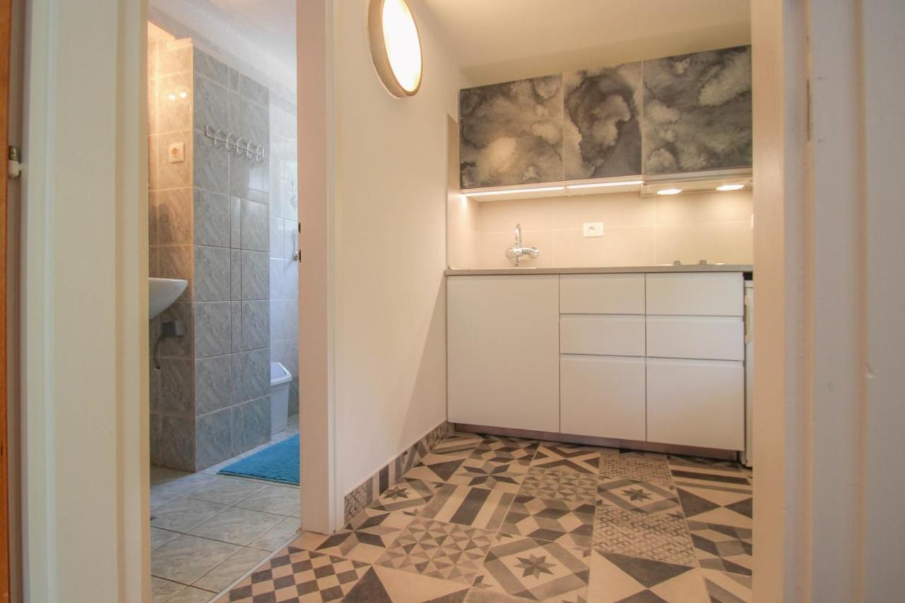 Carla Guest House Novigrad Istria Esterno foto