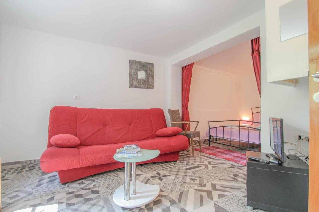 Carla Guest House Novigrad Istria Esterno foto