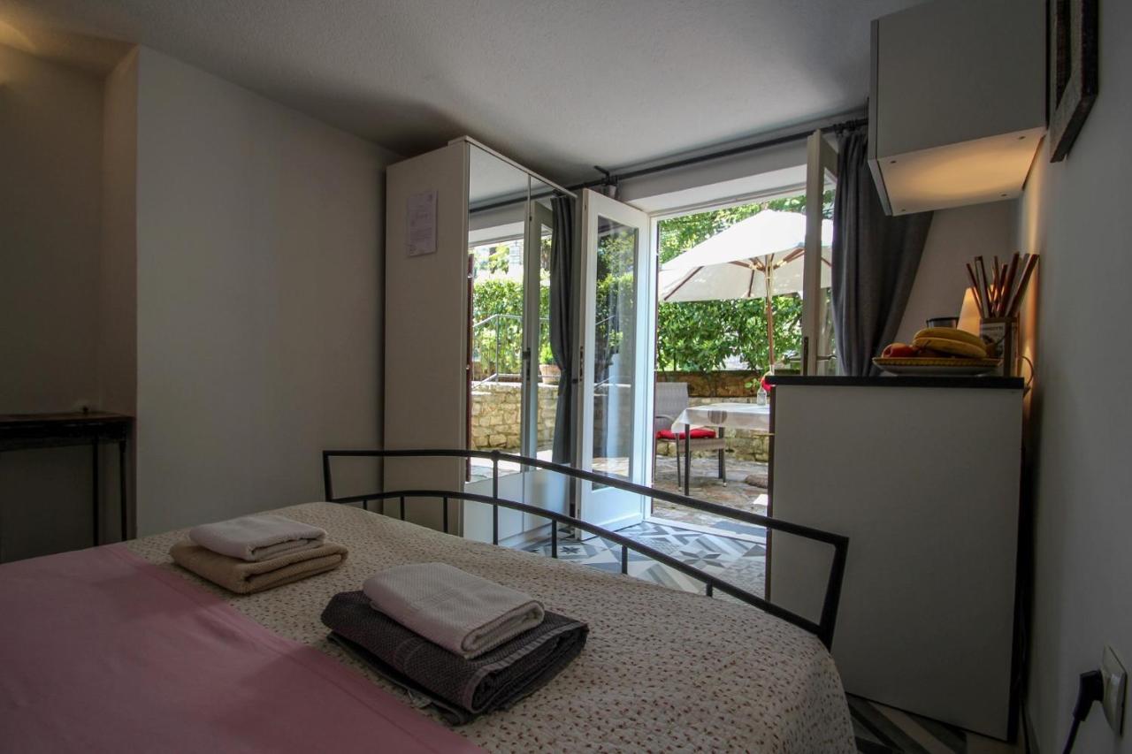 Carla Guest House Novigrad Istria Esterno foto