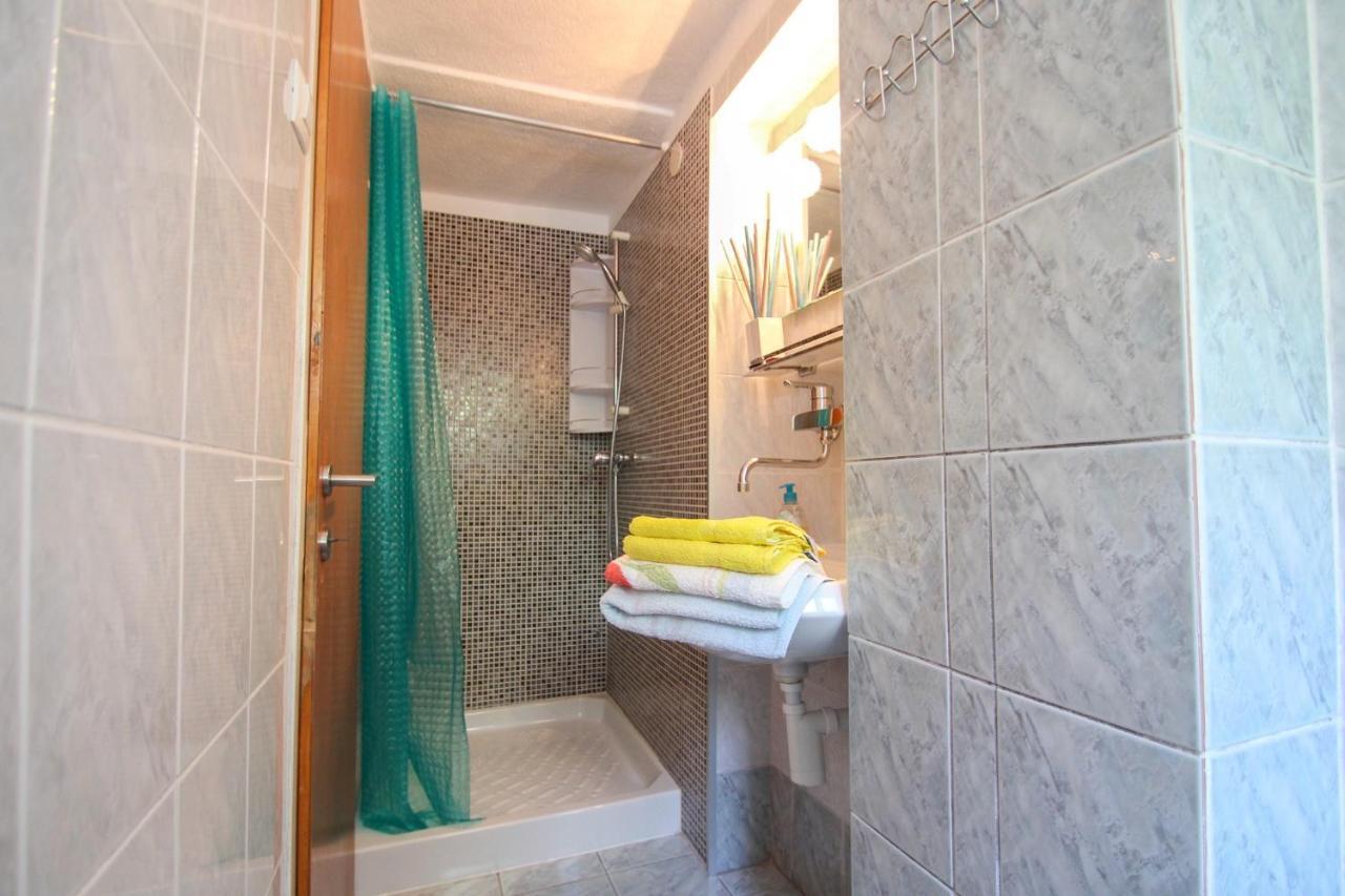 Carla Guest House Novigrad Istria Esterno foto