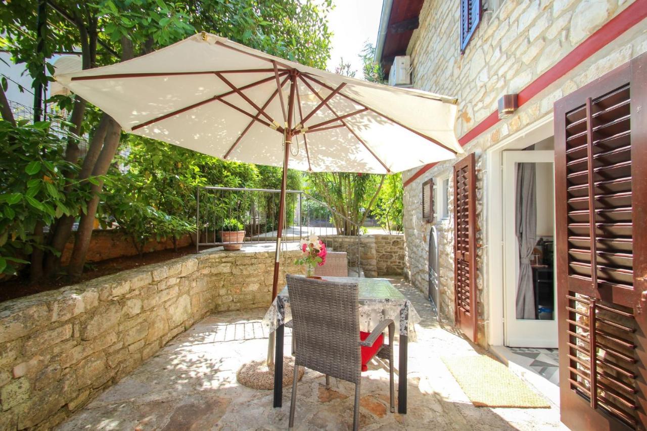 Carla Guest House Novigrad Istria Esterno foto